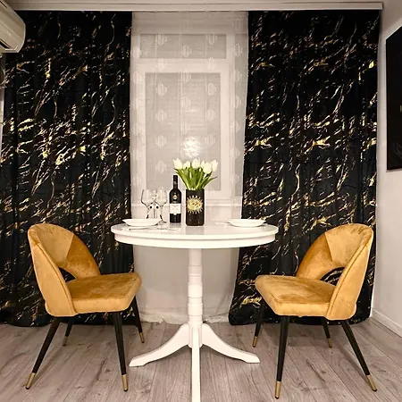 Gold - Tomis Nord شقة