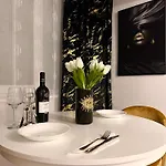 Apartment Gold - Tomis Nord