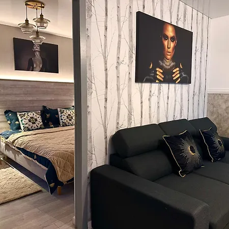 Gold - Tomis Nord アパート コンスタンツァ